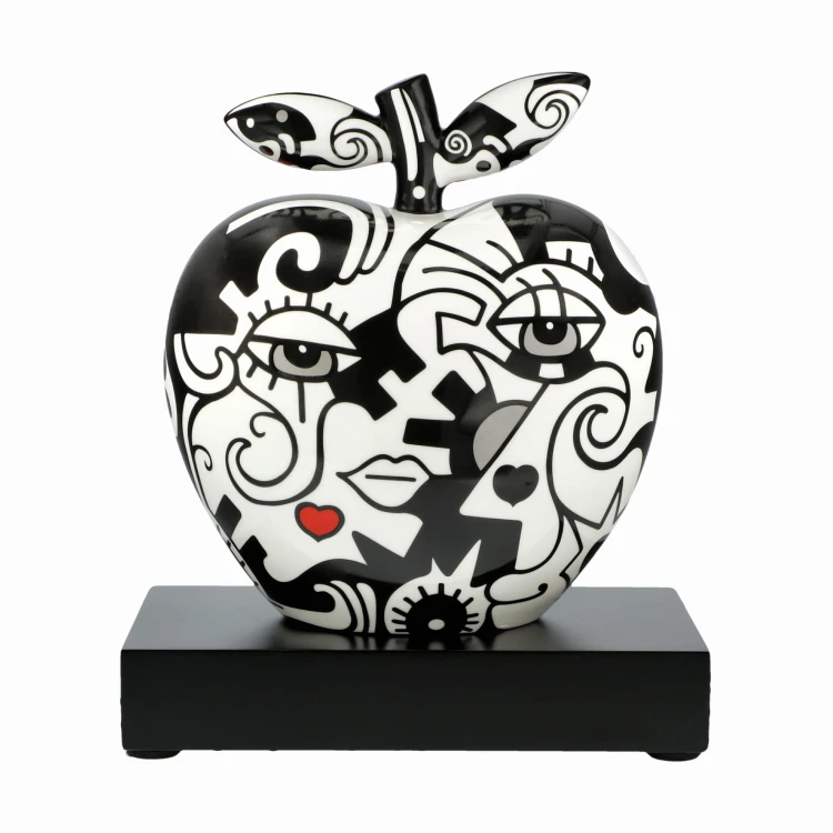 67080491C5 figura jablko Goebel.jpg