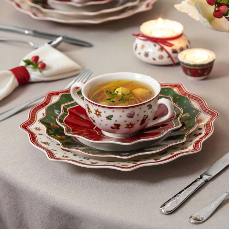 1485852501-bulionowka-ze-spodkiem-porcelanowa-toys-delight-villeroy-boch-kolekcja-swiateczna-1