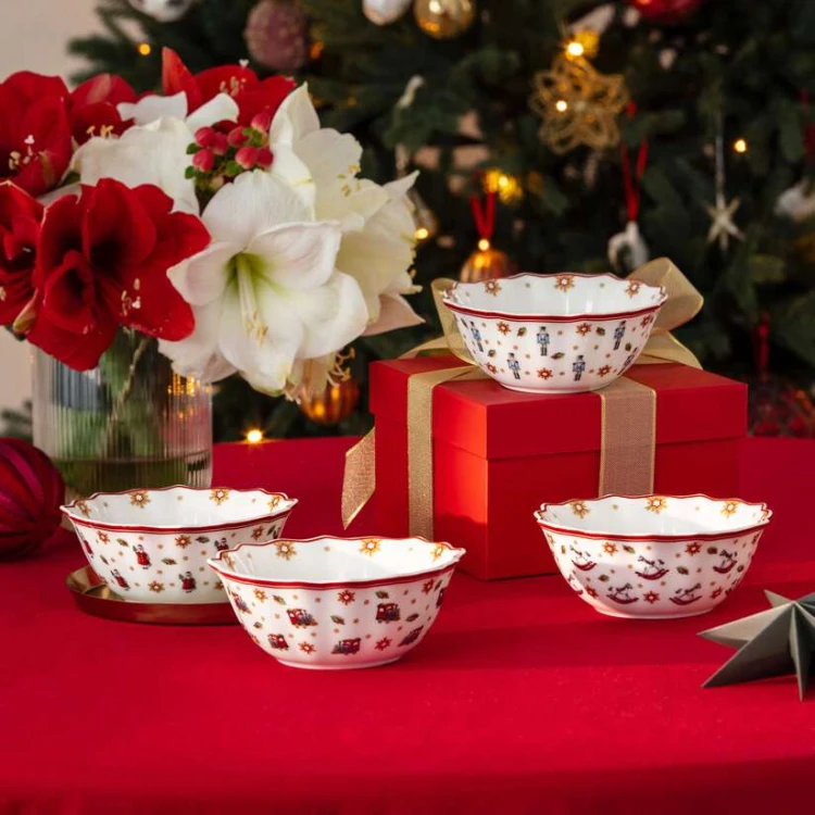 1485858490-zestaw-4-misek-porcelanowych-na-15-lecie-toys-delight-villeroy-boch-2