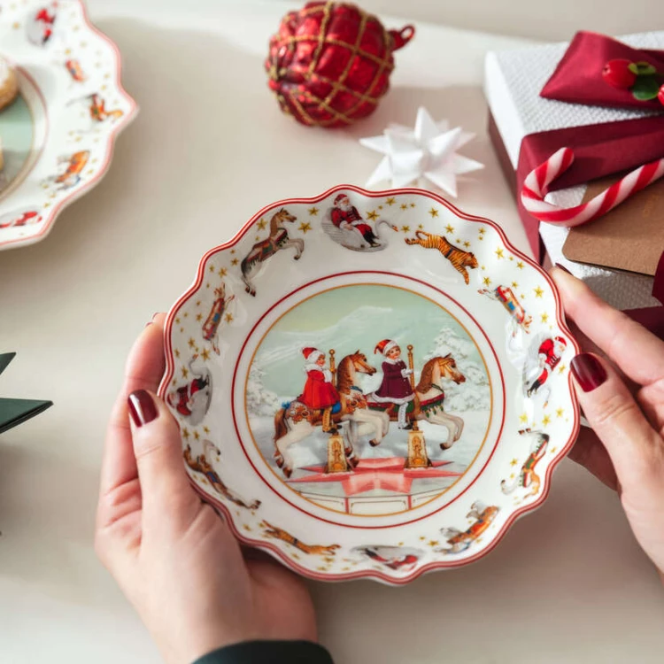 1486263877-miseczka-mala-limited-edition-2024-karuzela-annual-christmas-edition-villeroy-boch-2