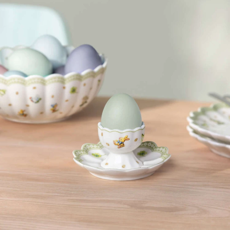 1486761960-kieliszek-na-jajko-z-podstawka-easter-delight-villeoy-boch-4