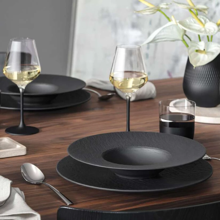 1042392790-talerz-do-makaronu-28cm-manufacture-rock-villeroy-boch-1