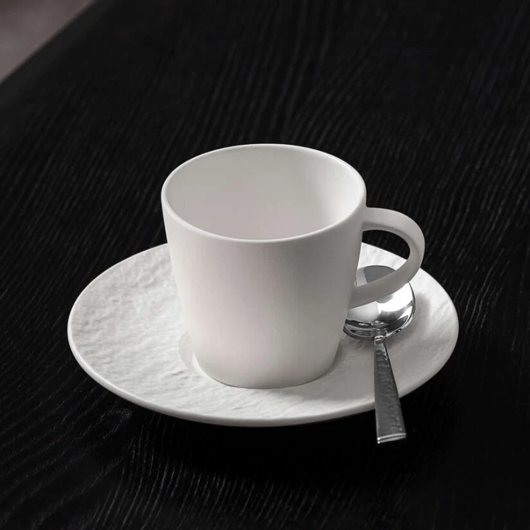 1042401420-filizanka-ze-spodkiem-do-espresso-60ml-manufakture-rock-blanc-villeroy-boch-1