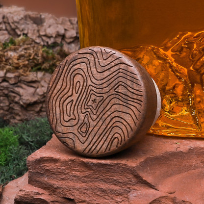 mont-blanc-karafka-do-whisky-z-drewnianym-korkiem-1000ml-topographic-alaskan-maker-7