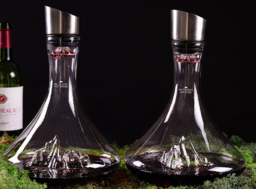 karafka-do-wina-z-korkiem-3w1-1500ml-topographic-alaskan-maker