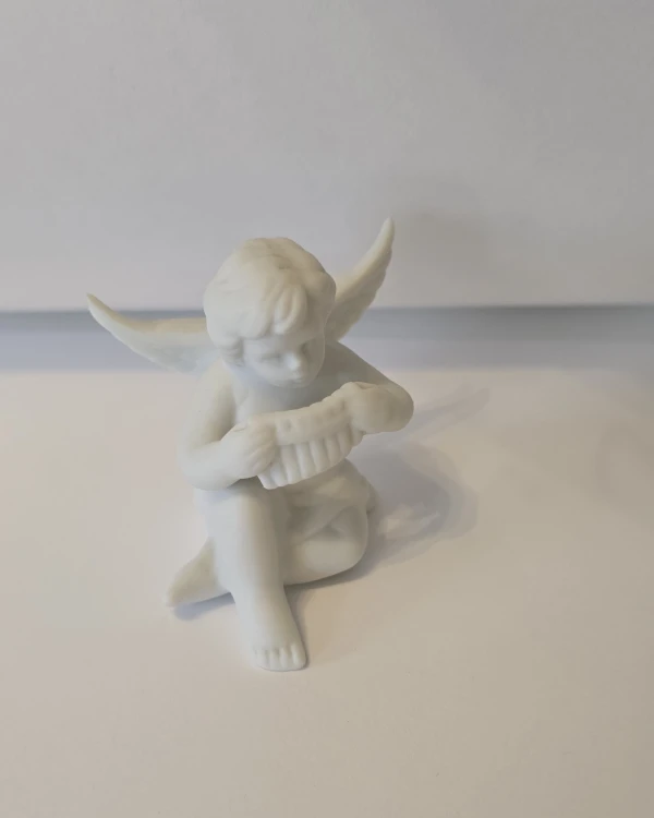 porcelanowy-aniol-z-okaryną-maly-rosenthal