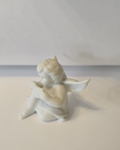 porcelanowy-aniol-z-okaryną-maly-rosenthal-1