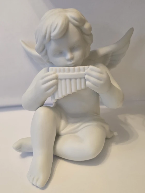 porcelanowy-aniol-z-okaryną-duzy-rosenthal