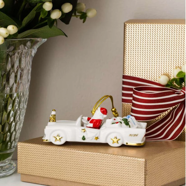 1486754366-zawieszka-samochod-z-mikolajem-2026-christmas-classics-villeroy-boch-3