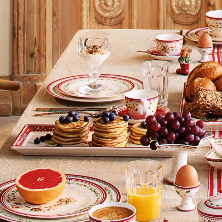 1486122797-talerz-na-ciasto-winter-bakery-delight-villeroy-boch-2